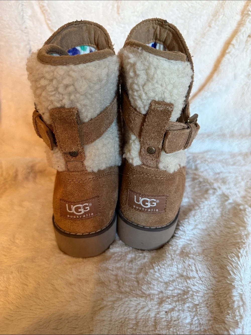 UGG Australia Chestnut Suede Shearling Buckle Ankle Boots Kids Size 3 Winter